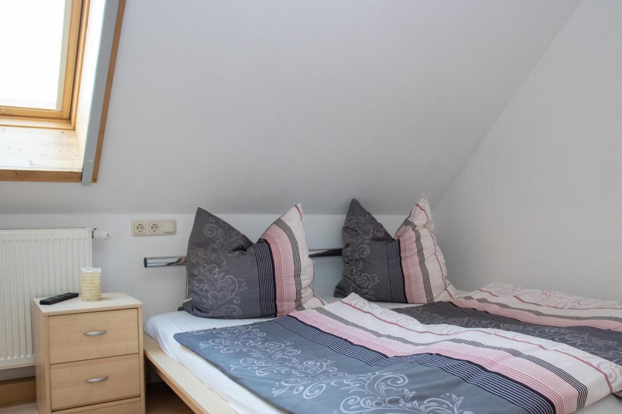 Ferienwohnung Smieszek ニースキー エクステリア 写真